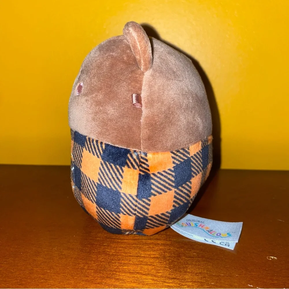 Omar the Bear in Plaid Shirt Squishmallow 5" - Picture 5 of 7